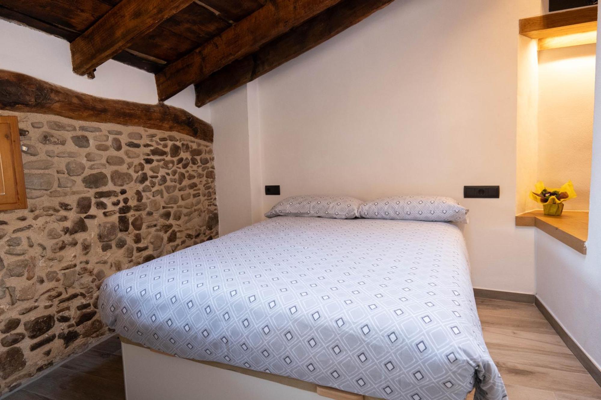 Niu De Queralt Apartment Vic Exterior photo